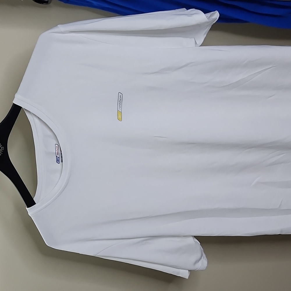 Hydro Move Reebok Shirt